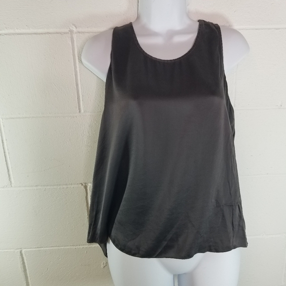 Lunya meditative slate gray washable tulip back tank top - Picture 4 of 10